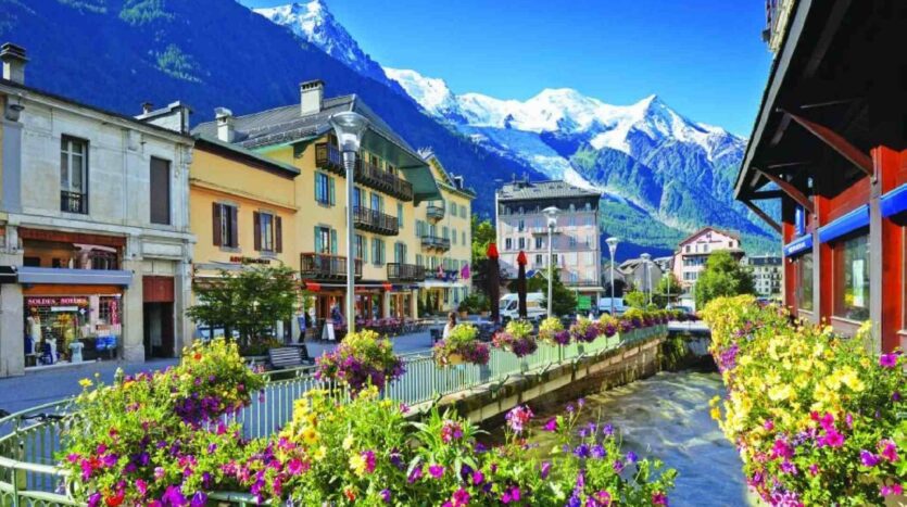 Ginabelle2B, chamonix accommodation, summer & winter season rental
