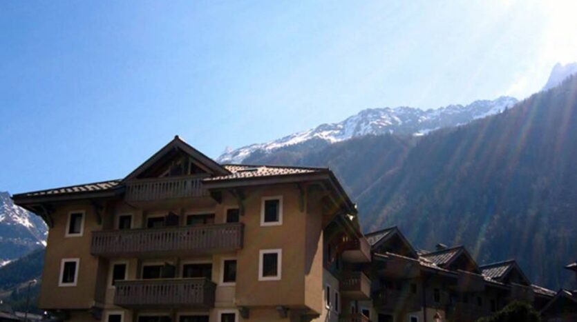 Ginabelle2B, chamonix accommodation, summer & winter season rental