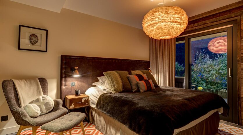 Chalet Peace & Love, chamonix accommodation, summer & winter season rental