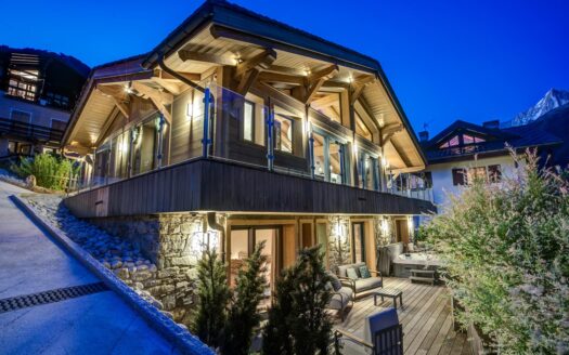 Chalet Peace & Love, chamonix accommodation, summer & winter season rental