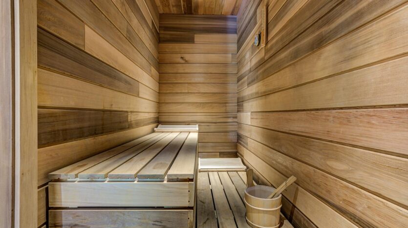 Chalet Peace & Love, chamonix accommodation, summer & winter season rental