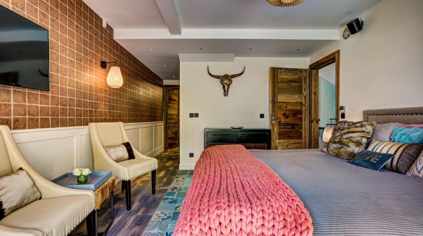 Chalet Peace & Love, chamonix accommodation, summer & winter season rental