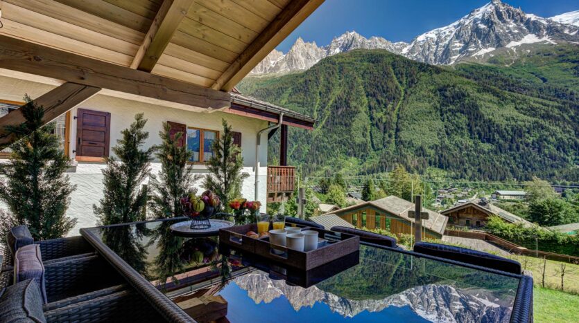 Chalet Peace & Love, chamonix accommodation, summer & winter season rental