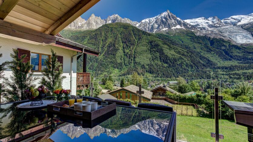 Chalet Peace & Love, chamonix accommodation, summer & winter season rental