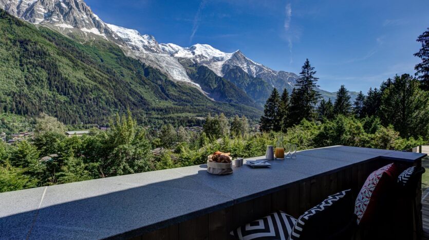 Chalet Rock and Roll, chamonix accommodation, summer & winter season rental