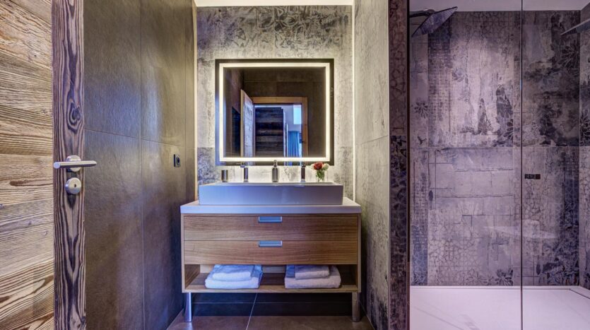 Chalet Rock and Roll, chamonix accommodation, summer & winter season rental