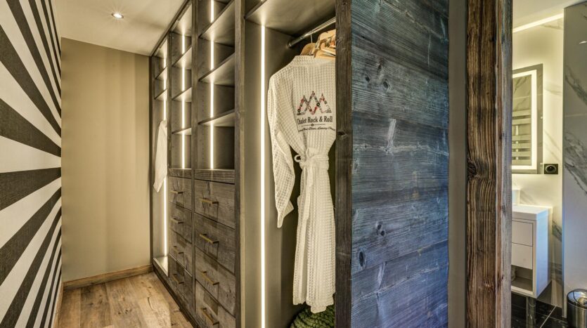 Chalet Rock and Roll, chamonix accommodation, summer & winter season rental