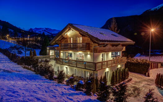 chalet rubicon, chamonix accommodation, summer & winter season