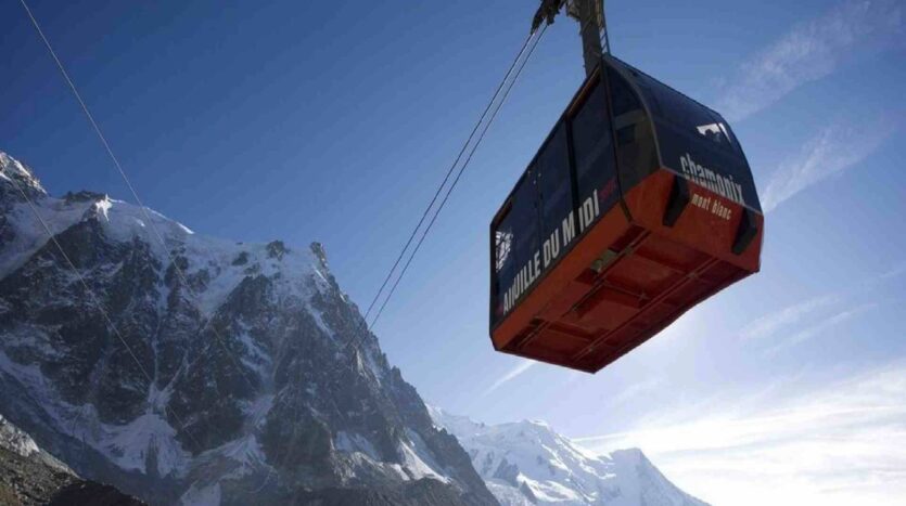 Winter and summer seasonal apartment in Chamonix