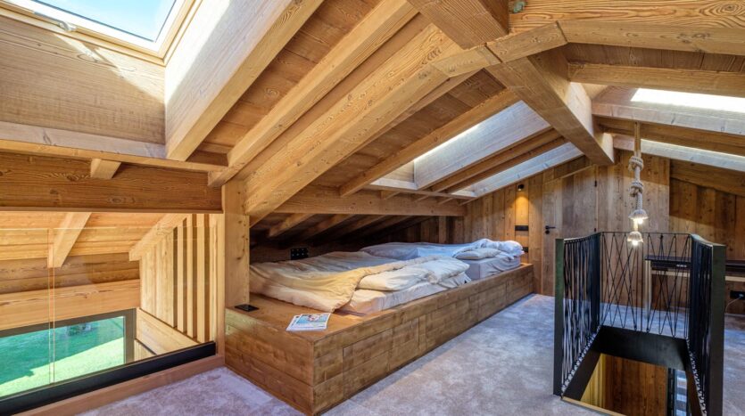 5 bedroom winter season chalet in Chamonix