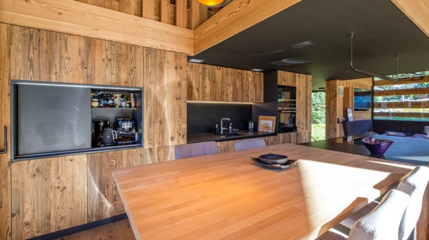 5 bedroom winter season chalet in Chamonix