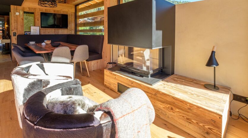5 bedroom winter season chalet in Chamonix