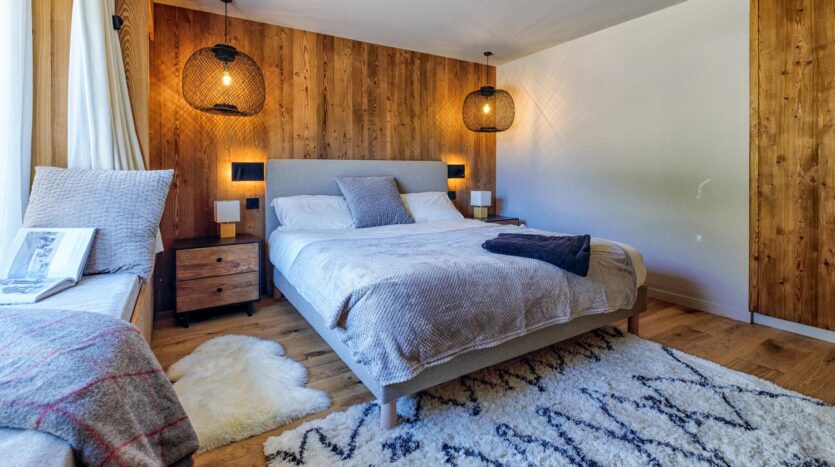 5 bedroom winter season chalet in Chamonix