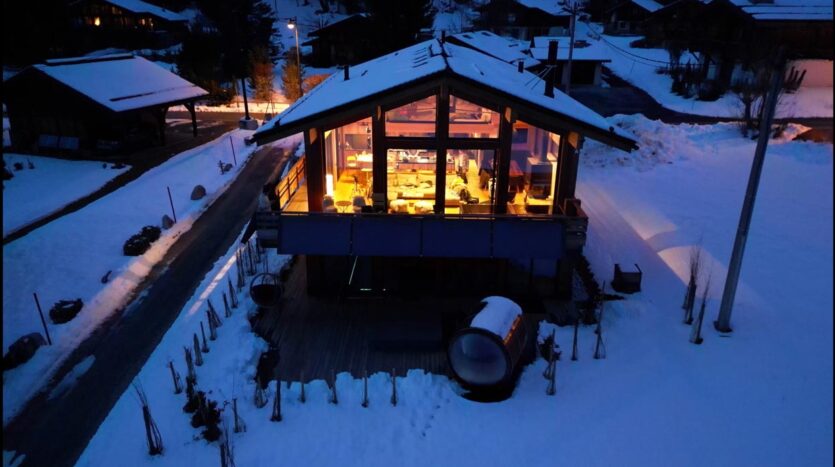 5 bedroom winter season chalet in Chamonix