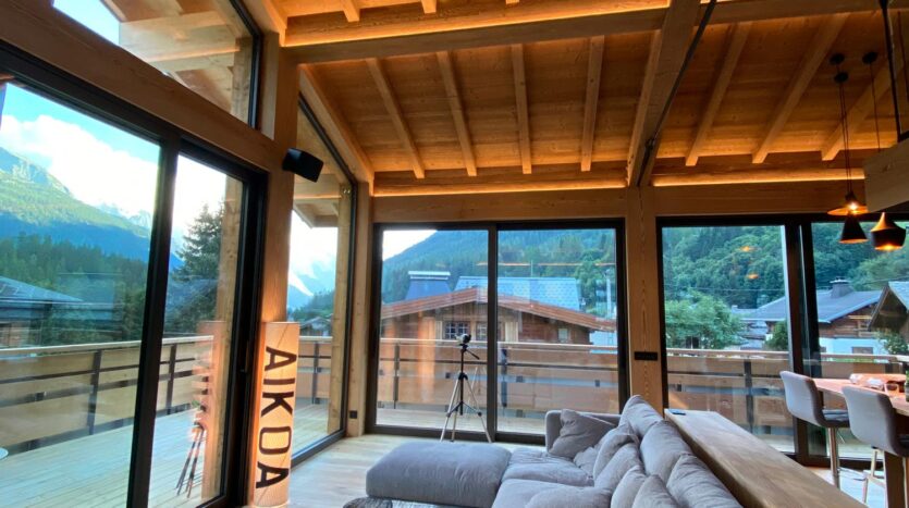 5 bedroom winter season chalet in Chamonix
