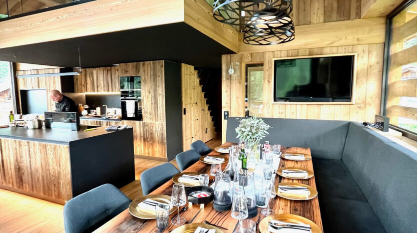 5 bedroom winter season chalet in Chamonix