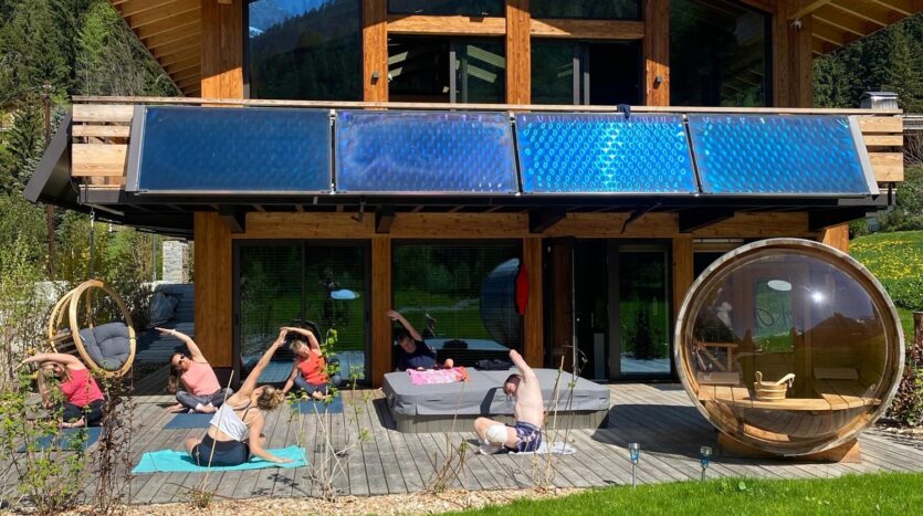 5 bedroom winter season chalet in Chamonix