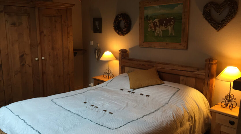 2 bedroom apartment in Chamonix town centre to rent for the winter season